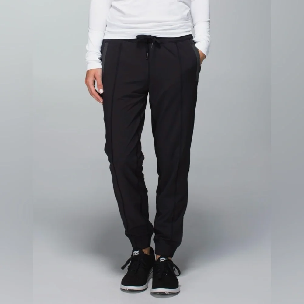 Lululemon‎ | Track To Reality Pant II | Black | Lined | Women’s Size 6